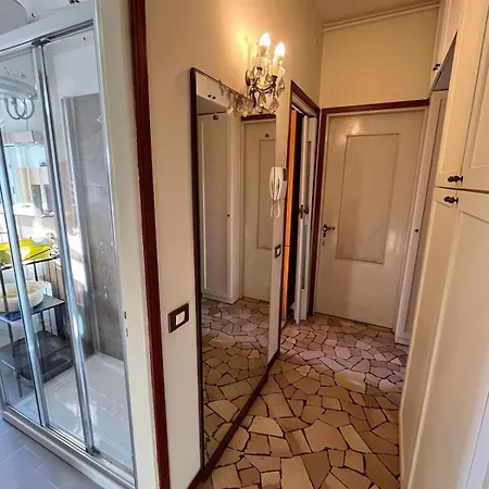 公寓 Porta Venezia'S Heart, Via Melzo Retro, Centre Of Milan, 6Th Floor With Balcony *